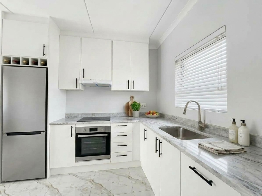 2 Bedroom Property for Sale in Ruyterwacht Western Cape